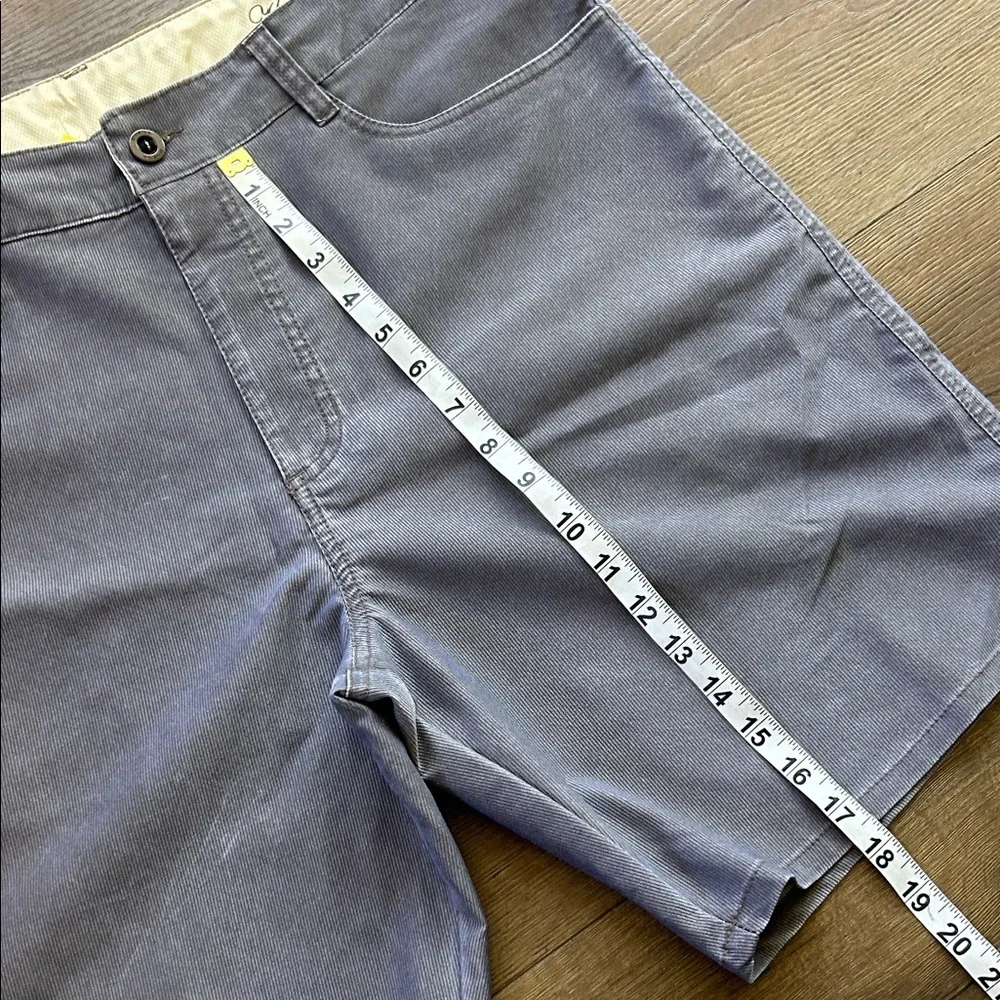 O'Neill Men's Flat Front Shorts in Faded Blue